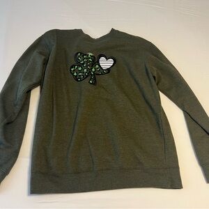 Large shamrock St Patrick’s Day crewneck sweatshirt